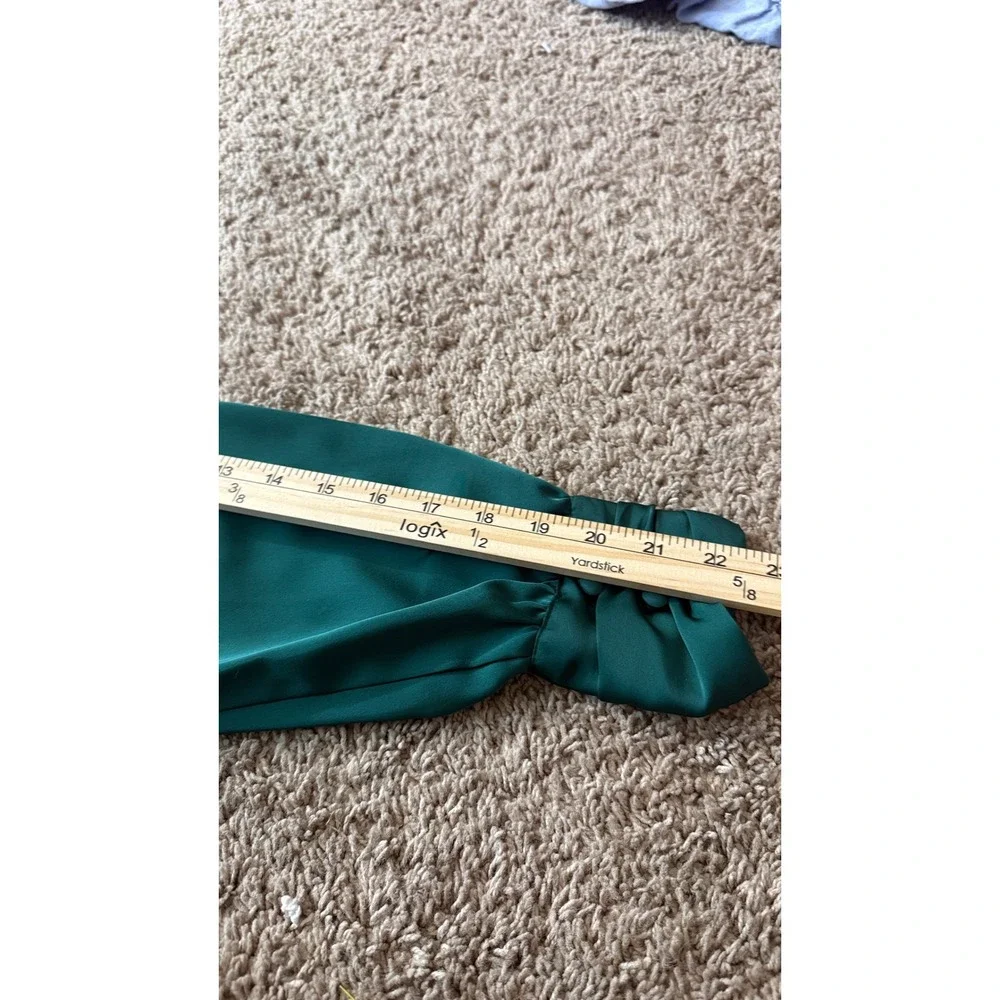 Tess Paris-Milano Emerald Green Satin Mock Neck Ruched Cuff Blouse Vintage HH23 - Picture 6 of 6